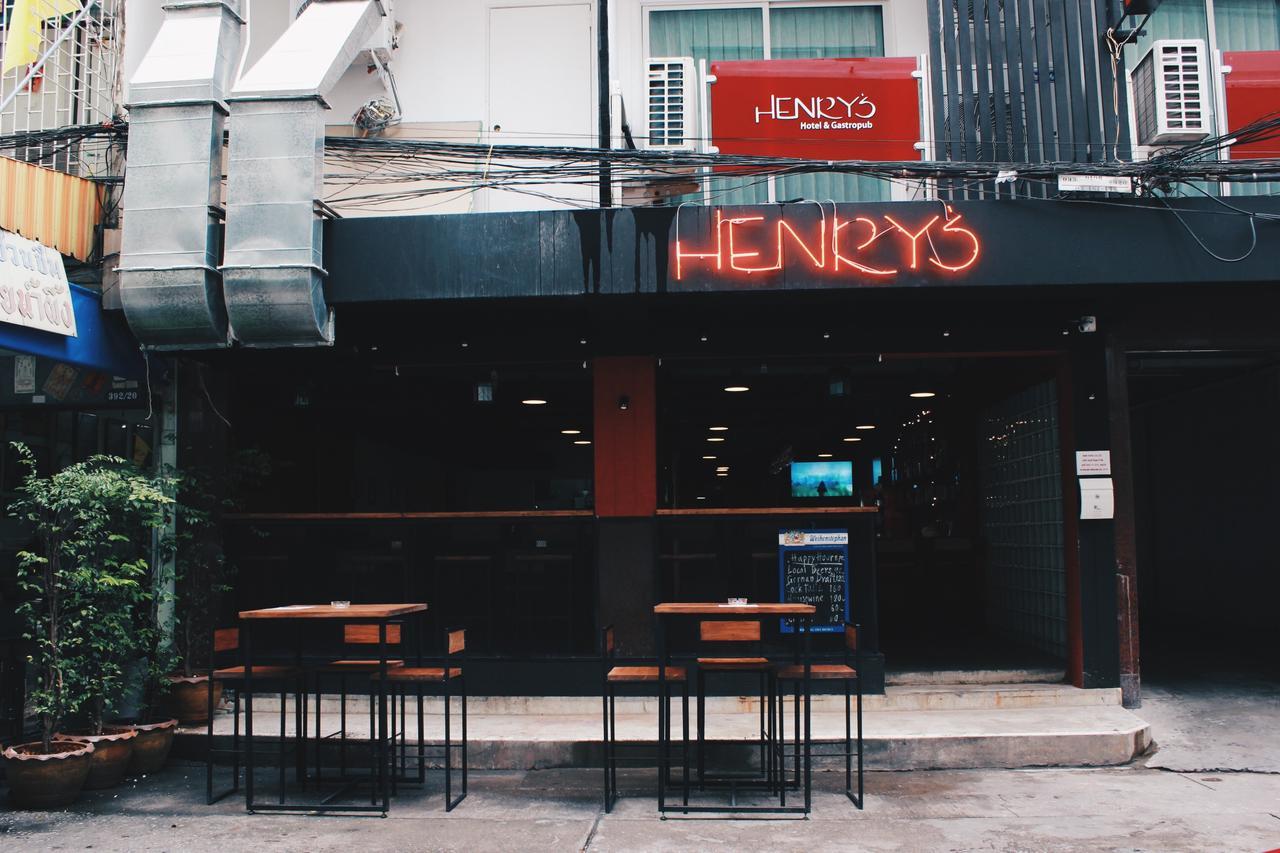 Henry'S Hotel & Gastropub Банкок Екстериор снимка